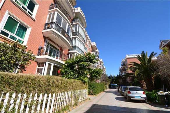 昆明市听涛雅苑小区三室一厅套房住宿推荐