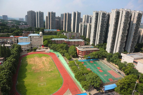 武漢住宿 洪山區住宿 地鐵口特色古樸風大床房/近湖北商貿學院 此